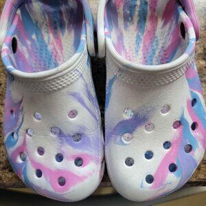 Crocs - Toddler size 10 - marbled